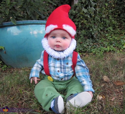 Garden Gnome - Halloween Costume Contest via @costumeworks