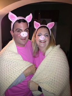17 DIY Couples Costumes That Will WIN Halloween - One Crazy House #funnyhalloweencostumes
